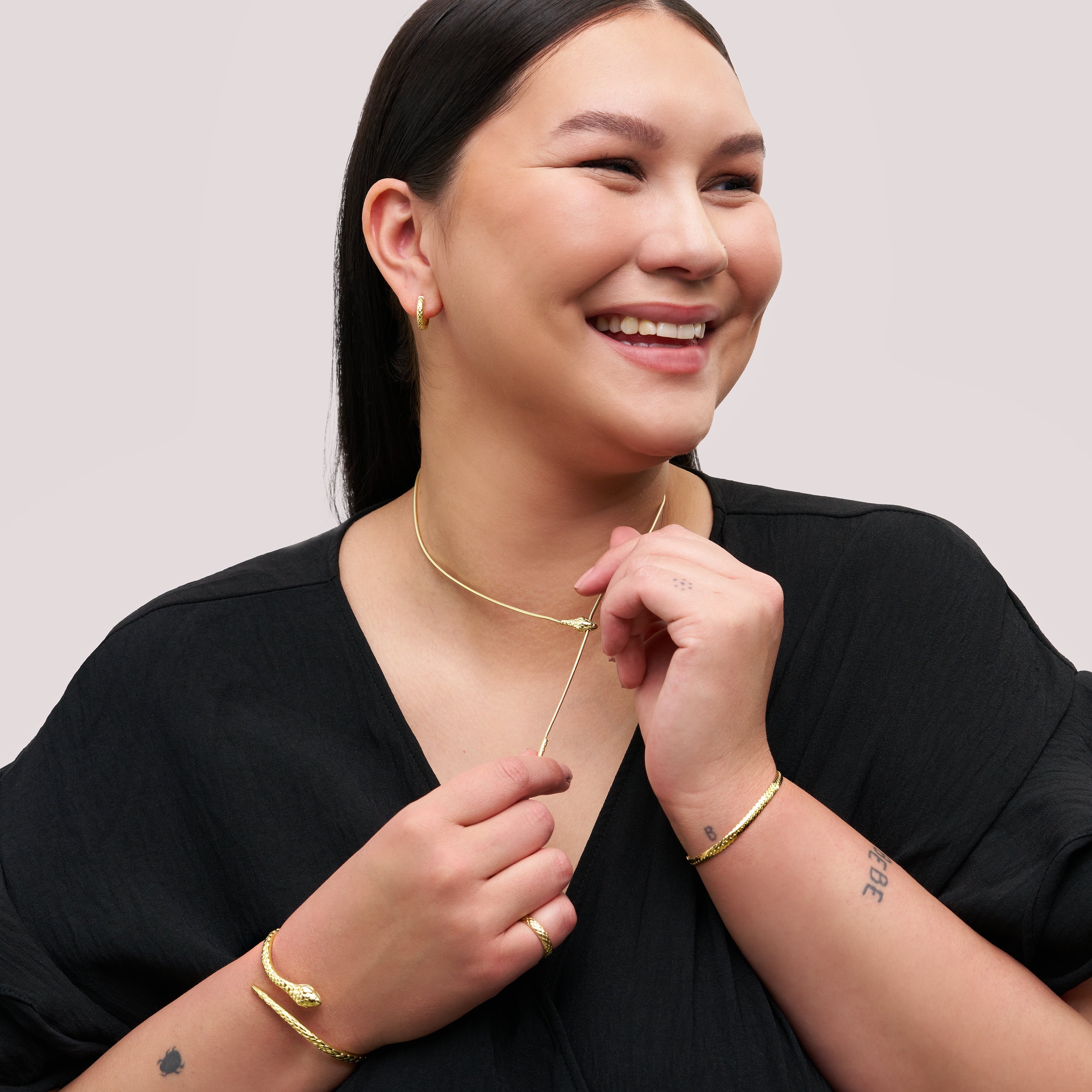 Serpent Y Necklace Gold on model